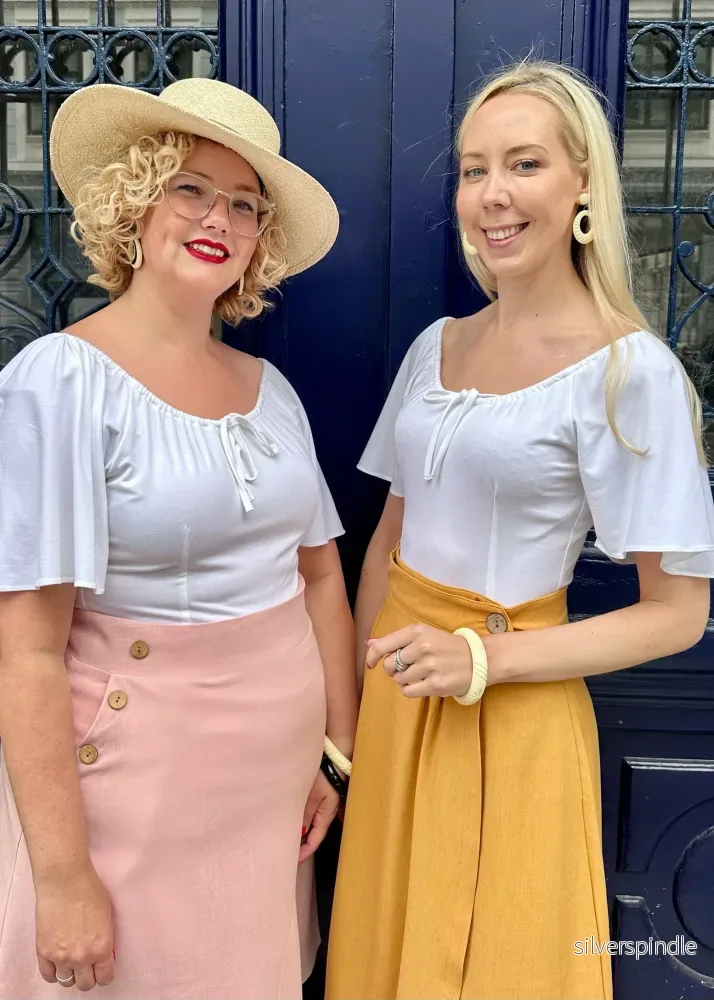 A-linjeformad kjol med knappar - ljusrosa - Bild 3