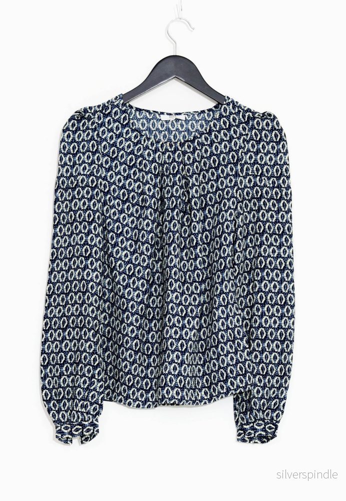 BLUS – Mönstrad BLUS – Mönstrad