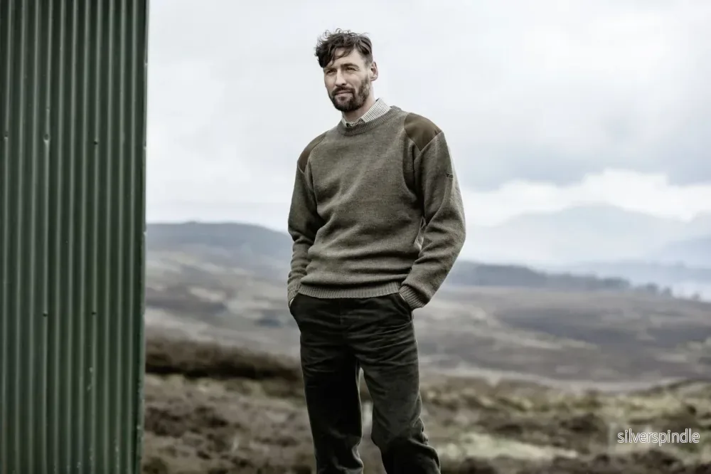 Hoggs Melrose - rundhalsad