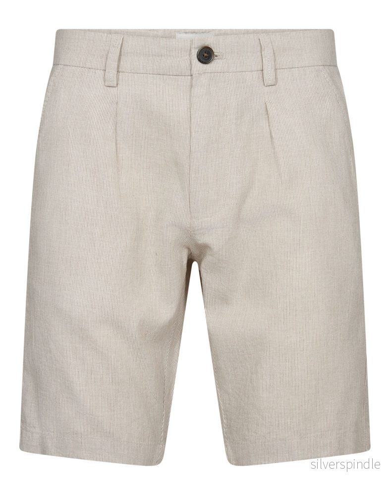 BS Apollon Regular Fit Shorts – Beige/White BS Apollon Regular Fit Shorts – Beige/White