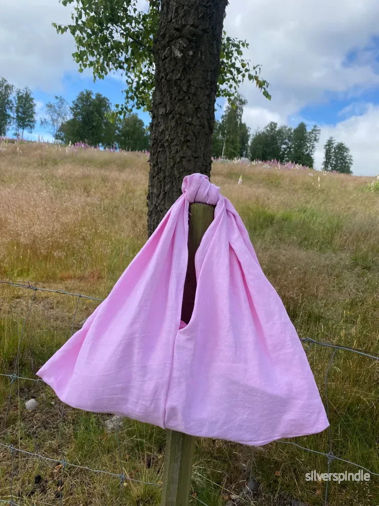 Väska – Somrig rosa i linneliknande tyg | Large - Bild 2