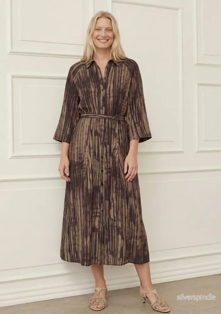 Ane Button Dress – Aubergine Flow Ane Button Dress – Aubergine Flow
