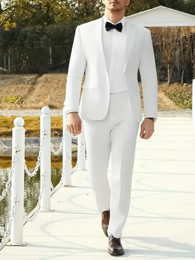 Elegant Vit Herrkostym | Tvådelad Kavaj och Byxor med Modern Passform | Perfekt för Vår/Sommar Evenemang