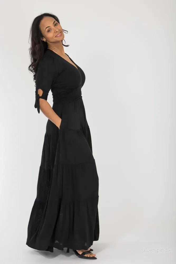 Flowy maxi jersey dress - Black - Bild 3