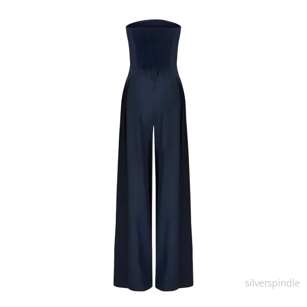 Elegant Jumpsuit | Axelbandslös Midjeskulpterande Design för Sofistikerad Look
