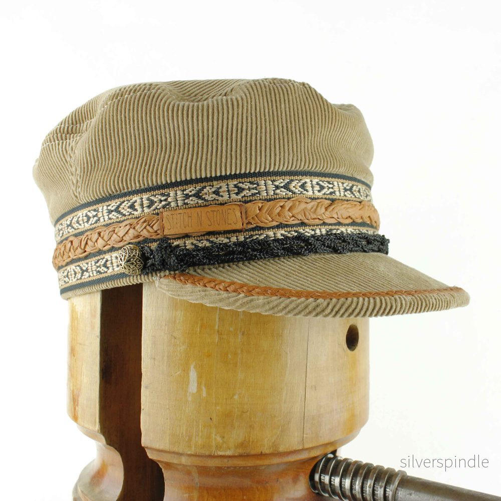 Vega cap beige corduroy Vega cap beige corduroy