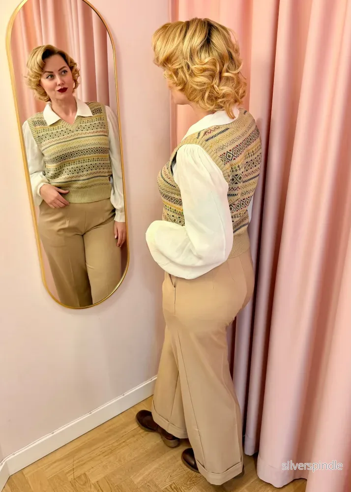 Klassiska byxor med hög midja - beige - Bild 3