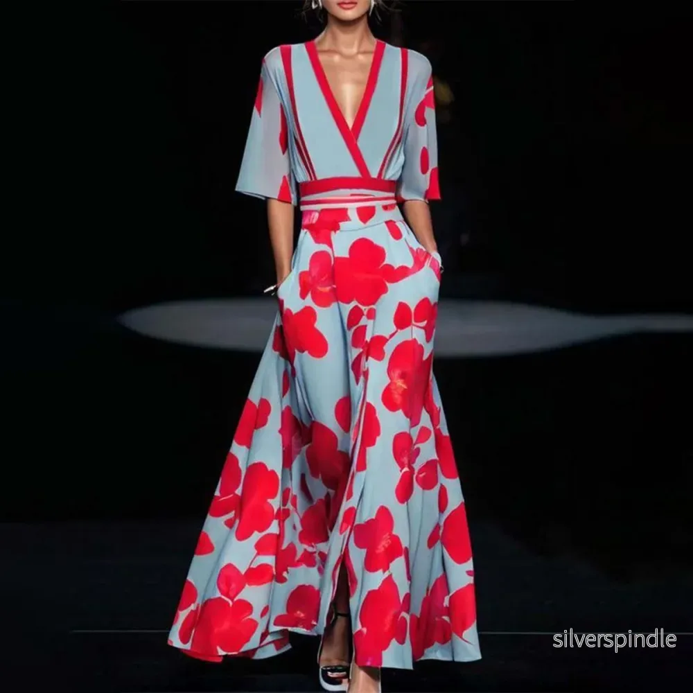 Sophie | Elegant Figurnära Midiklänning Dam Med Detaljerade Ärmar - Bild 2