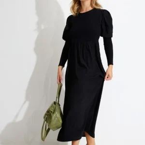 DRESS ARIYA SUN KLÄNNING – Svart DRESS ARIYA SUN KLÄNNING – Svart