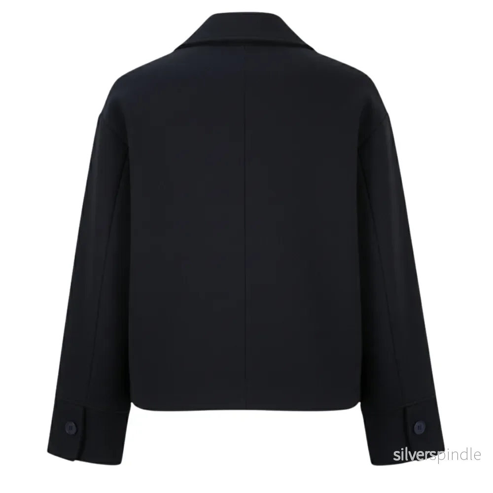 Elegant Kappa | Kort Dubbelknäppt Kappa med Lyxigt Tyg | Mångsidig Stil för Alla Tillfällen - Bild 3