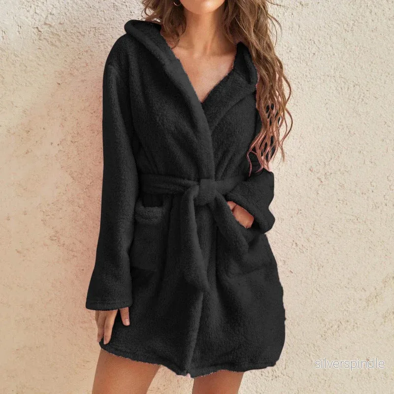 Elegant Loungewear | Kort Dammorgonrock med Huva och Justerbart Bälte | Mjuk och Bekväm för Avkoppling
