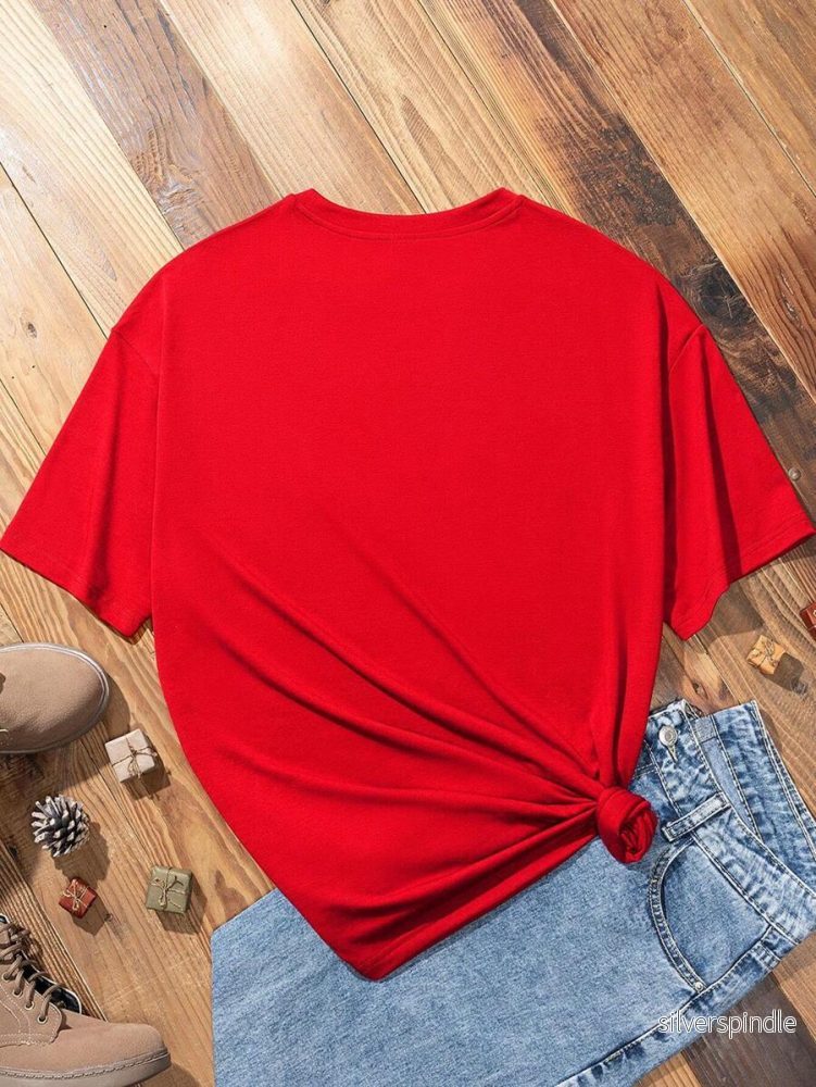 Festlig Jultröja | Röd T-shirt med Julbelysningar för Glädje och Komfort - Bild 2