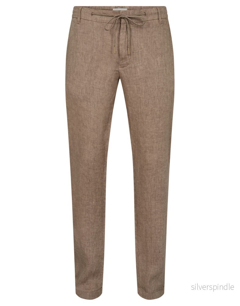 BS Ervis Regular Fit Chinos – Brown BS Ervis Regular Fit Chinos – Brown