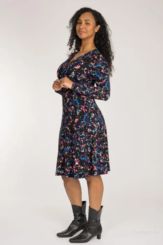 Closed wrap short jersey dress - Blue-Pink - Bild 2