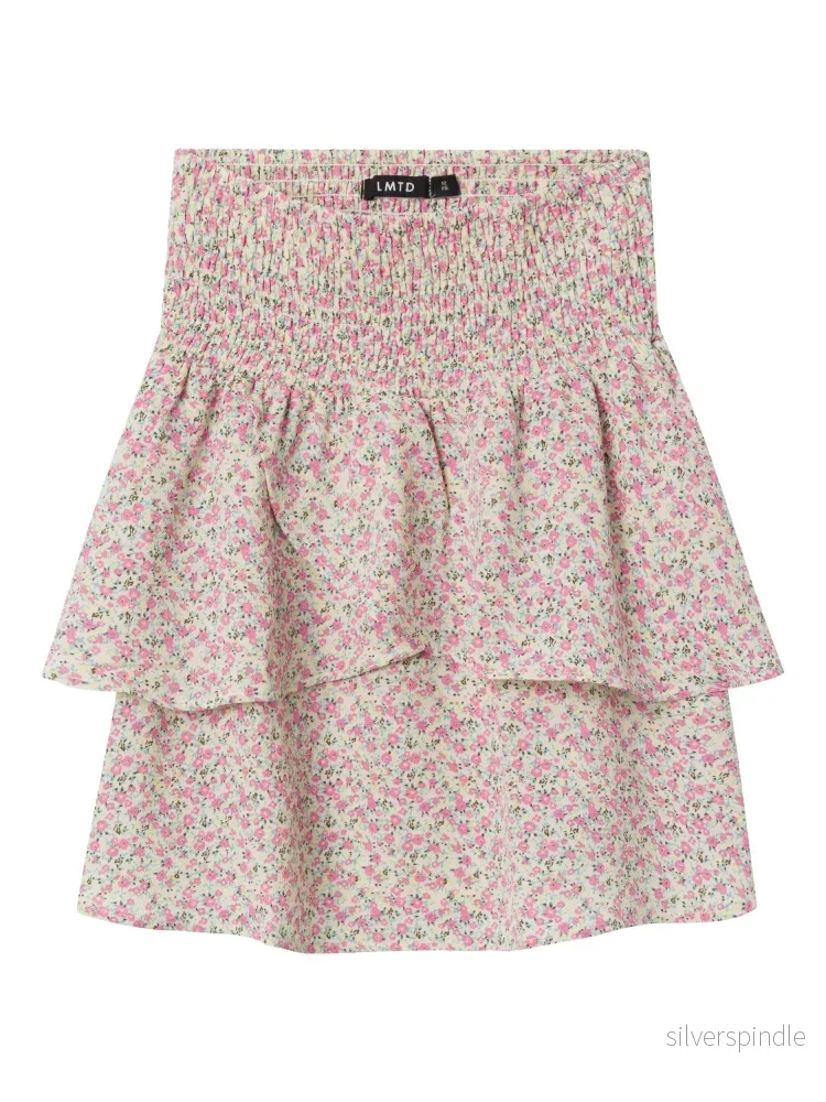 Blommig volang kjol Blommig volang kjol