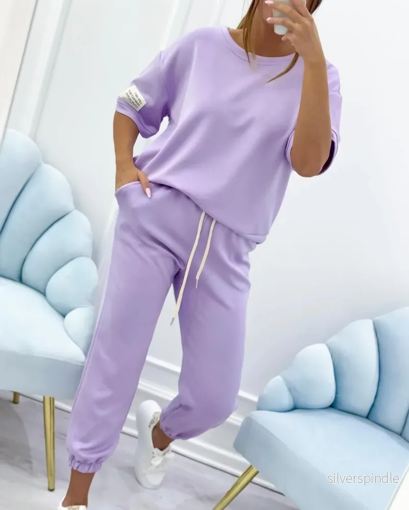 Mason | Bekväm Kortärmad Lounge Set Med Matchande Byxor - Bild 3