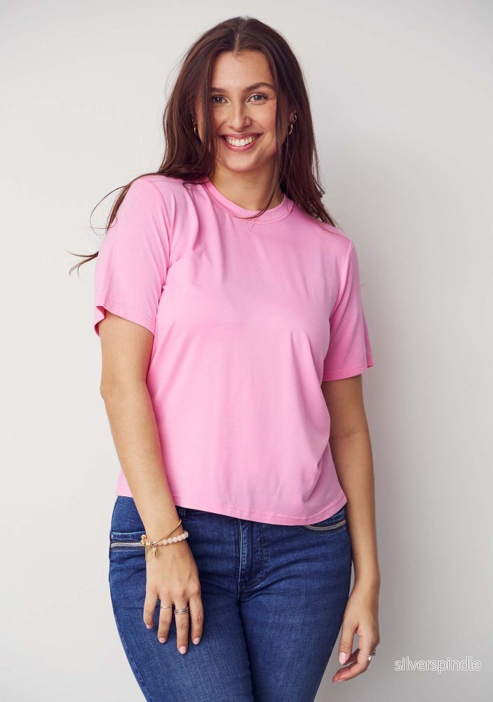 Gritt O-Neck T-Shirt – Hot pink Gritt O-Neck T-Shirt – Hot pink
