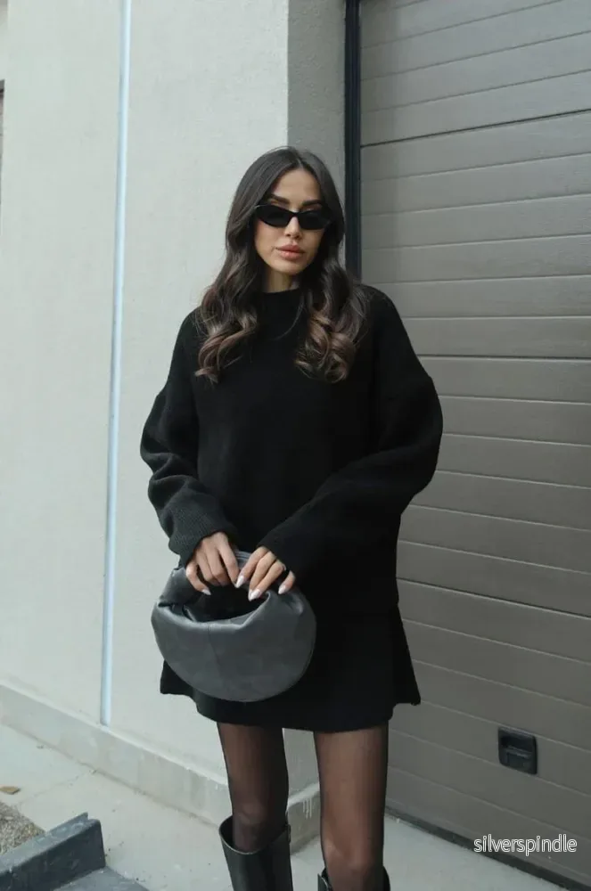 Elegant Co-Ord Set | Stickad Tröja och Mini Kjol med Ribbade Ärmslut | Stilren Outfit för Komfort och Allt-i-ett Styling - Bild 2