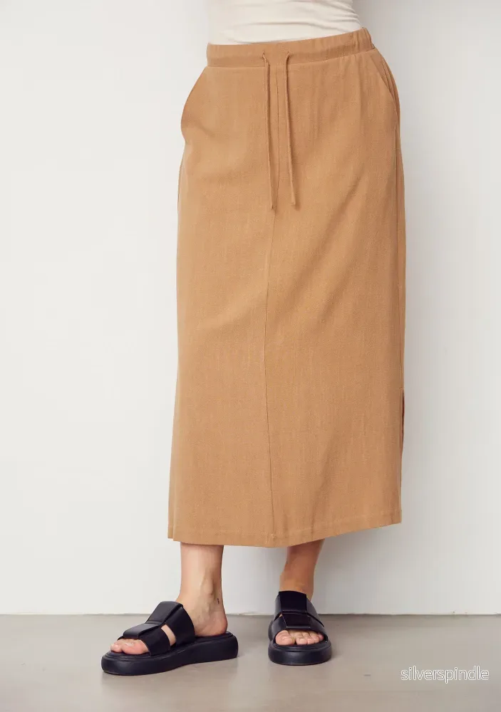 Pearl Skirt – Luxury Camel Pearl Skirt – Luxury Camel