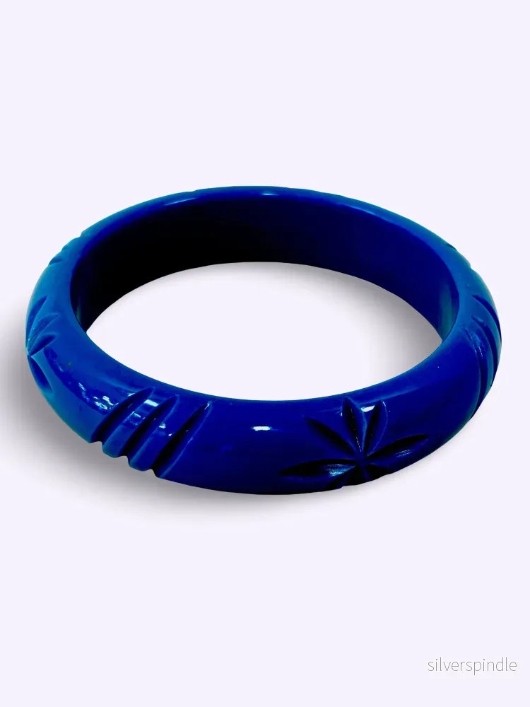 Smalt armband i 1950-talsstil - koboltblå
