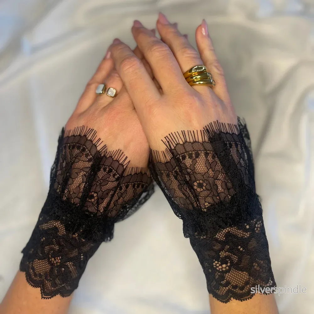 Lace wrist cuff - Bild 3