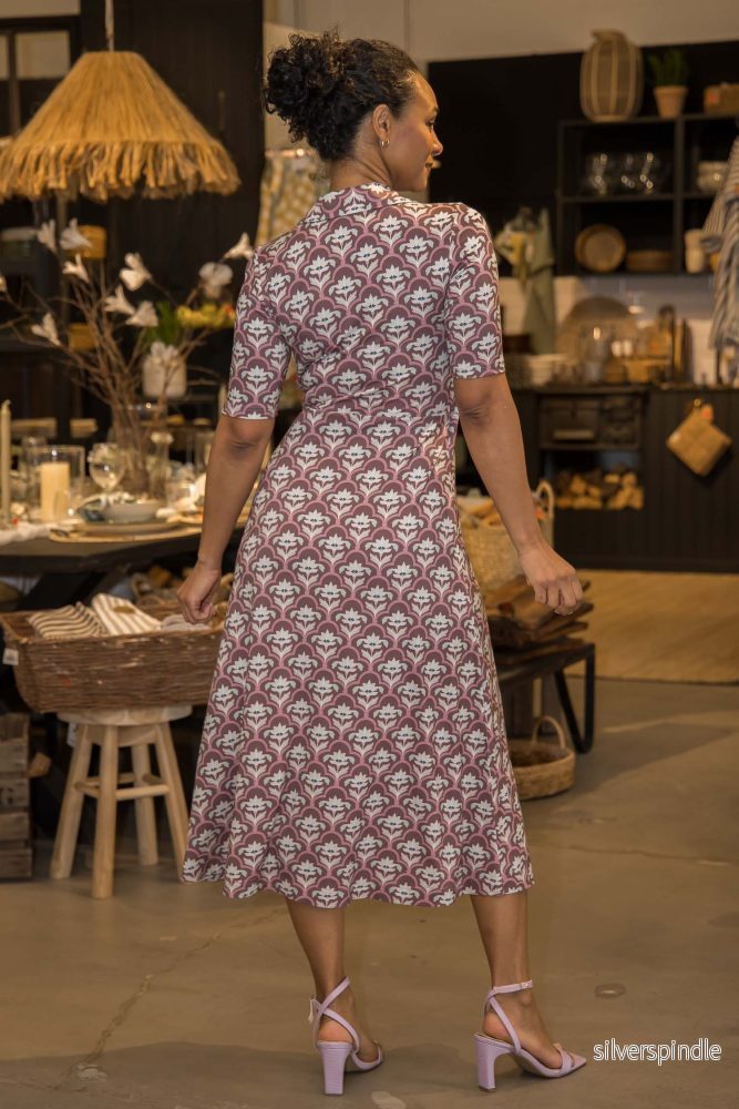 Collar wrap midi jersey dress - Mauve - Bild 2