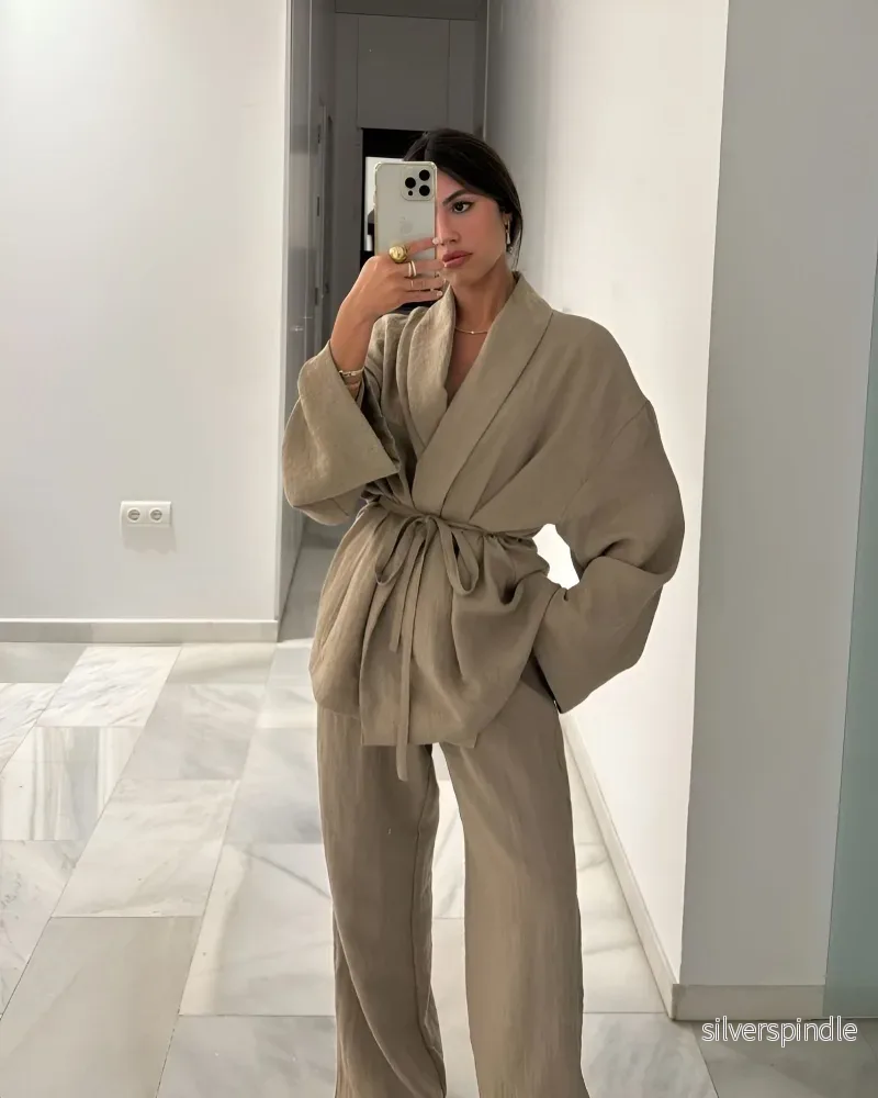 Emma | Lätt Sommarset med Kimonotopp och Vida Byxor - Bild 3