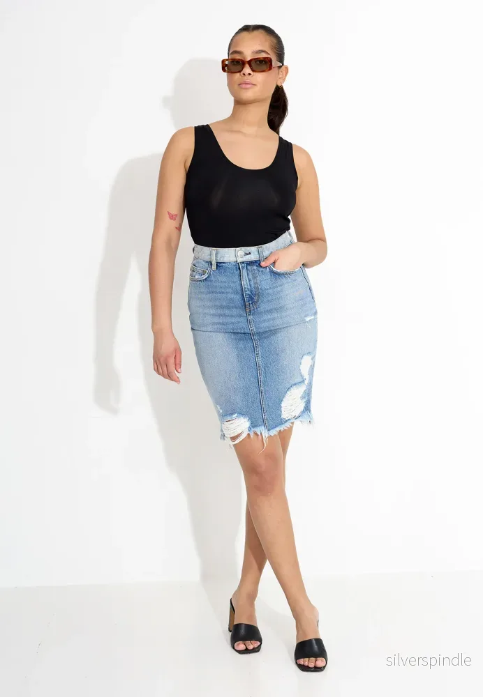 THE ULTRA HIGH WAIST SKIRT - Branwen destroy w/ hazard hem