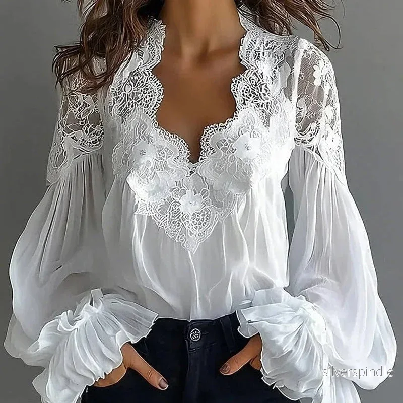 Emma | Elegant Långärmad Blus med Spets och Volanger - Bild 2