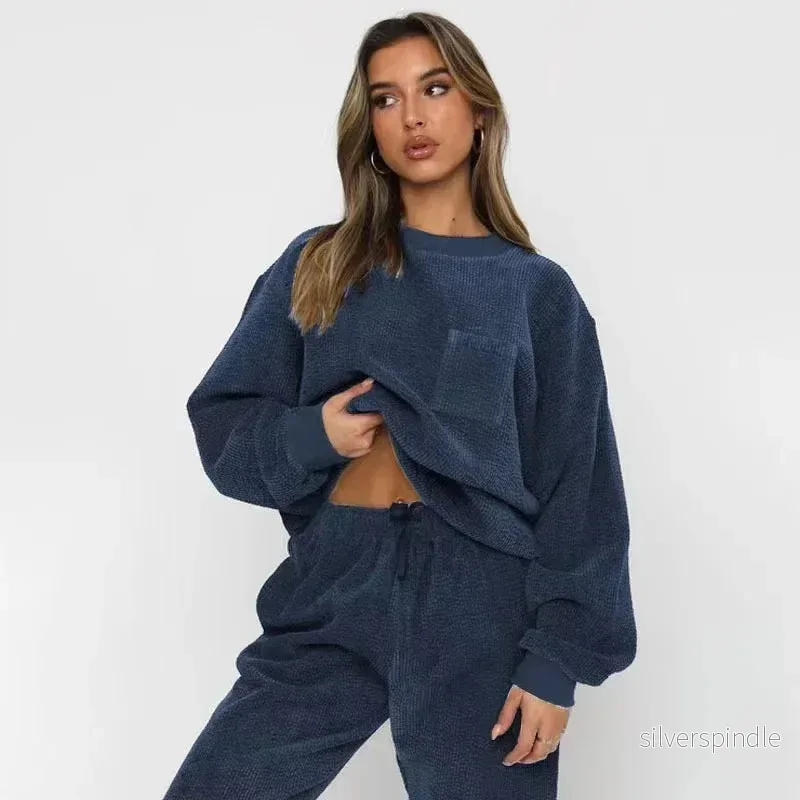 Emma | Avslappnad Manchester Set med Sweatshirt och Joggingbyxor - Bild 3