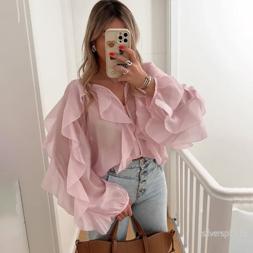 Emma | Elegant Långärmad Blus med Volangdetaljer - Bild 2