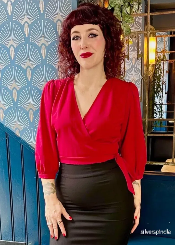 Feminin omlottblus - Röd - Bild 2