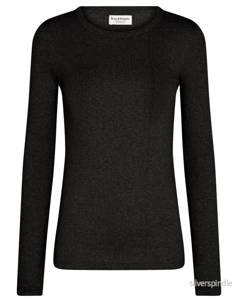 BS Margrethe Långärmad T-Shirt – Black BS Margrethe Långärmad T-Shirt – Black