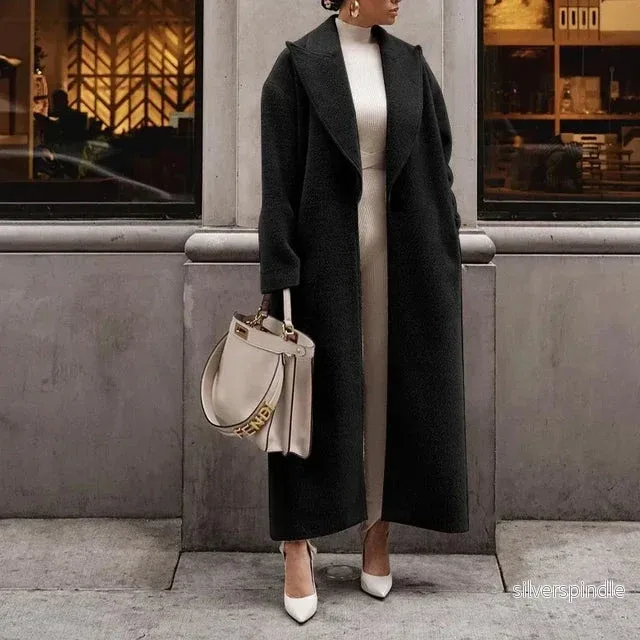 Elegant Oversize Kappa för Kvinnor med Bred Krage | Lång Design för Snygg Lagering Elegant Oversize Kappa för Kvinnor med Bred Krage | Lång Design för Snygg Lagering