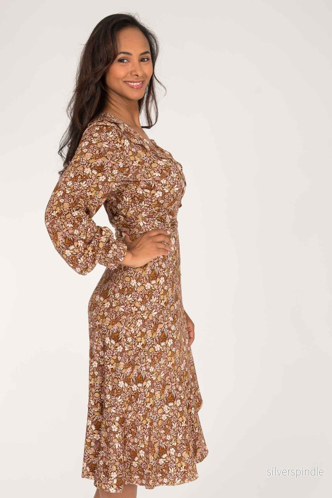 Ruffle wrap short jersey dress - Nougat - Bild 2