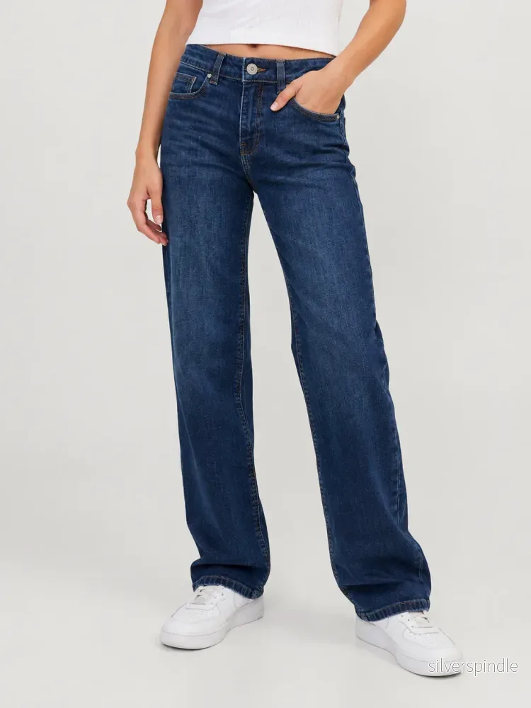 Rak low waist jeans till ungdom tjej Rak low waist jeans till ungdom tjej
