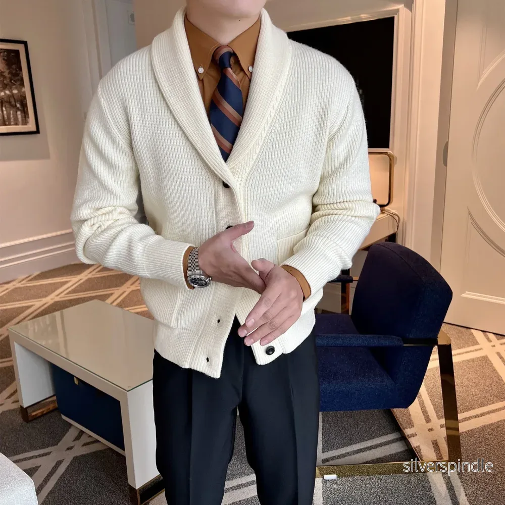 Mason | Tjock Slim Fit Vinterkofta med V-Ringning - Bild 2
