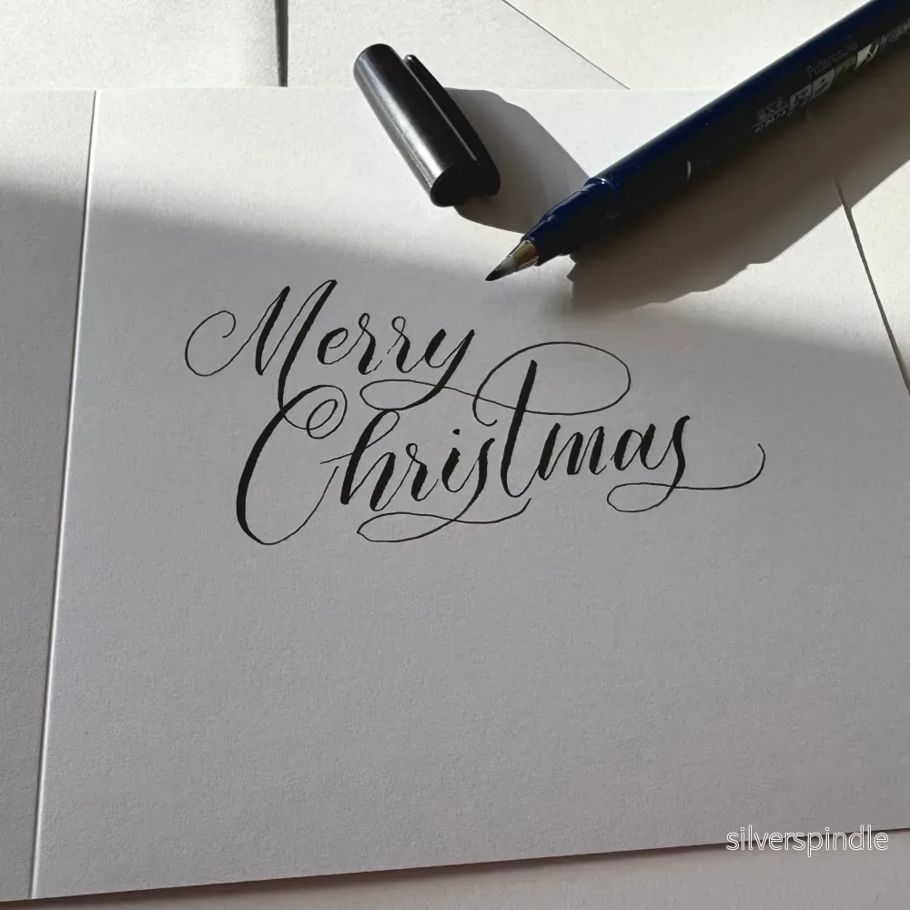 Lär dig Modern Kalligrafi & Brush Lettering – Kreativ Workshop i Österskär. Perfekt Upplevelsepresent & Julklapp! Lär dig Modern Kalligrafi & Brush Lettering – Kreativ Workshop i Österskär. Perfekt Upplevelsepresent & Julklapp!