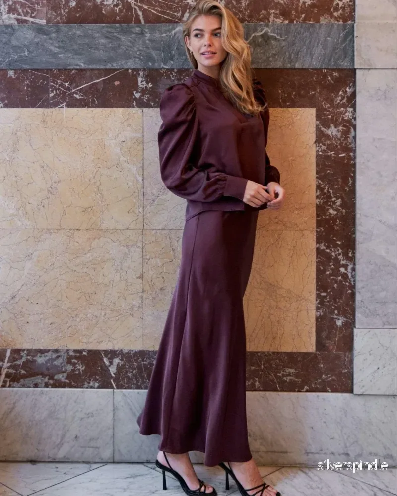 Emma | Elegant Hög Midja Satin Kjol - Bild 2