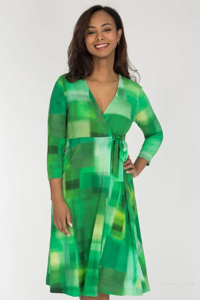 Loose fit short wrap jersey dress - Green - Bild 3
