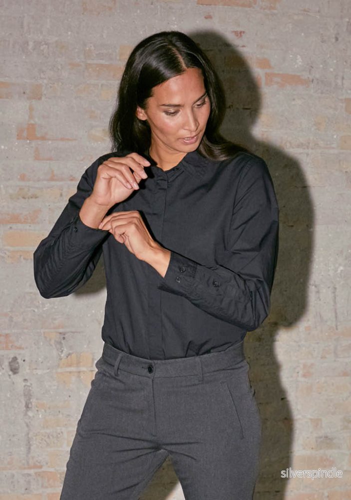 Bellis Classic Shirt - Black - Bild 2