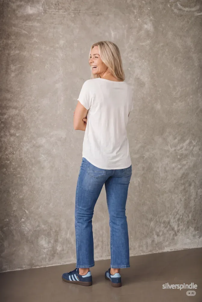 Nugga Viscose T-Shirt - Broken White - Bild 3