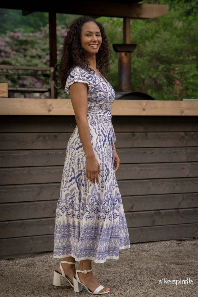 Frill wrap midi jersey dress - Blue - Bild 3