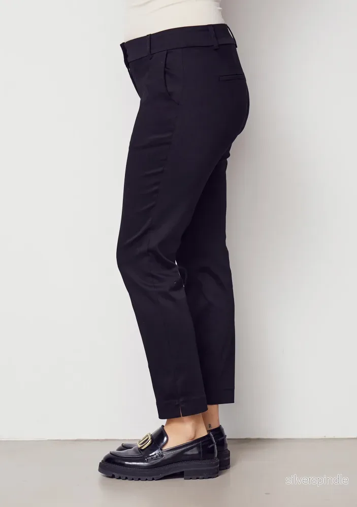 Isay Chino Pant - Black - Bild 2