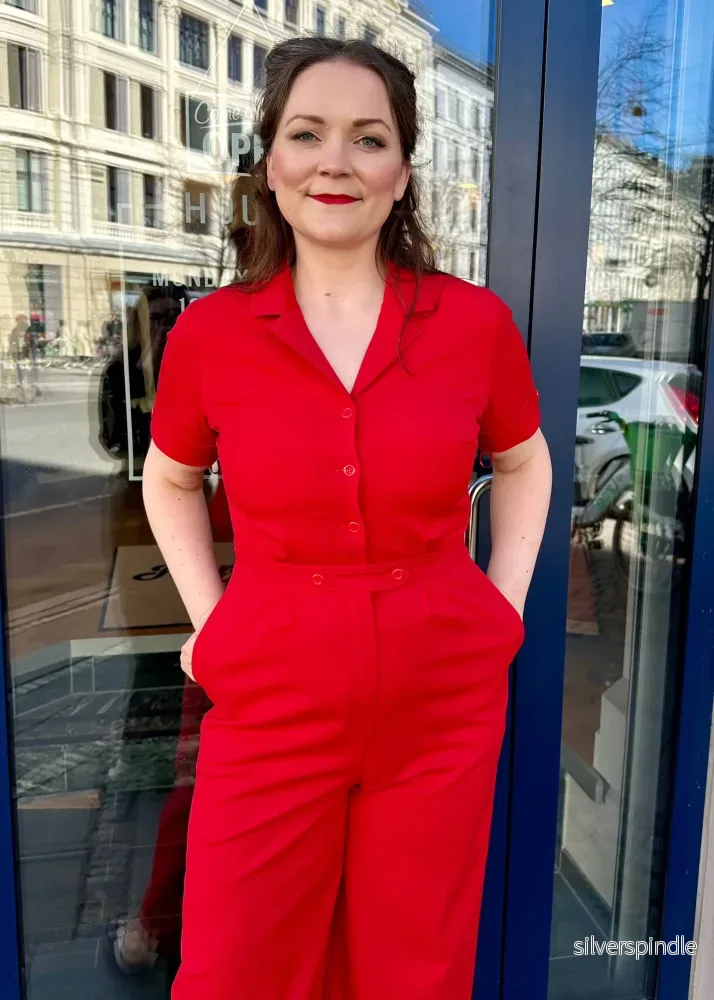 Maxine jumpsuit med korta ärmar - rött - Bild 3