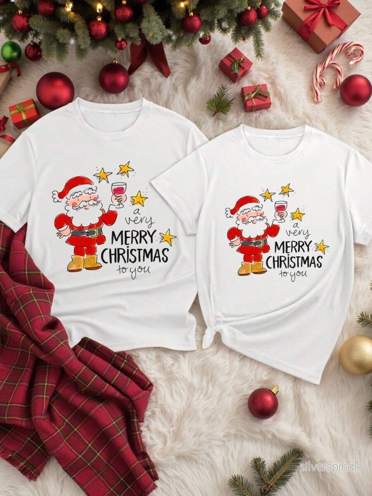 Jul T-shirt Set för Par | Humoristisk Tomte Design med Mjuk Bomullsblandning | Perfekt för Festliga Tillfällen