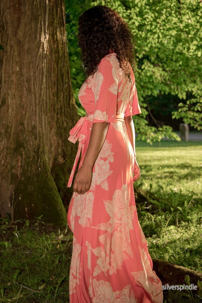 Bestie shine wrap maxi jersey dress - Red - Bild 2