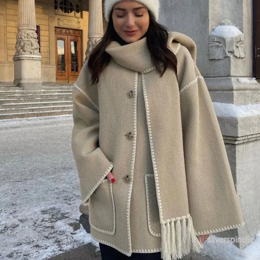 Sophie | Elegant Lång Vinterkappa Dam Med Integrerad Halsduk - Bild 3