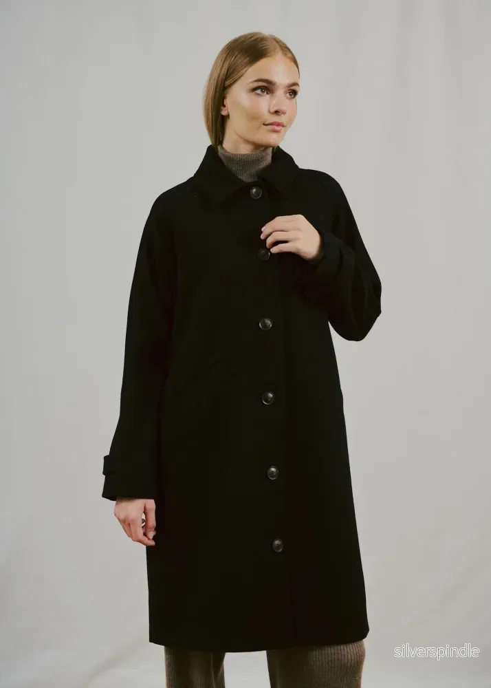 BS Ylva Regular Fit Rock – Black
