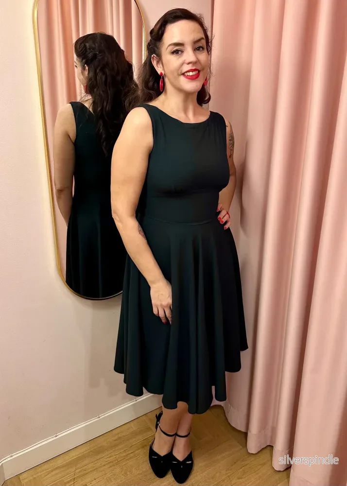 Ruby swingklänning ärmlös - mörkgrön - Bild 3
